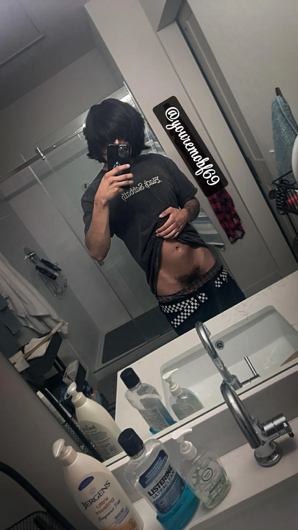 Heard you like emo boys👀