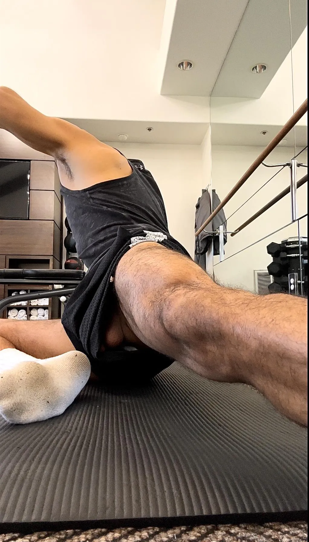 Sweaty raw, musky scents from a hard gym session. Dm me now