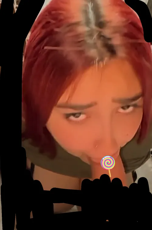 chupo mi paleta, como nena buen👅🍭☺️