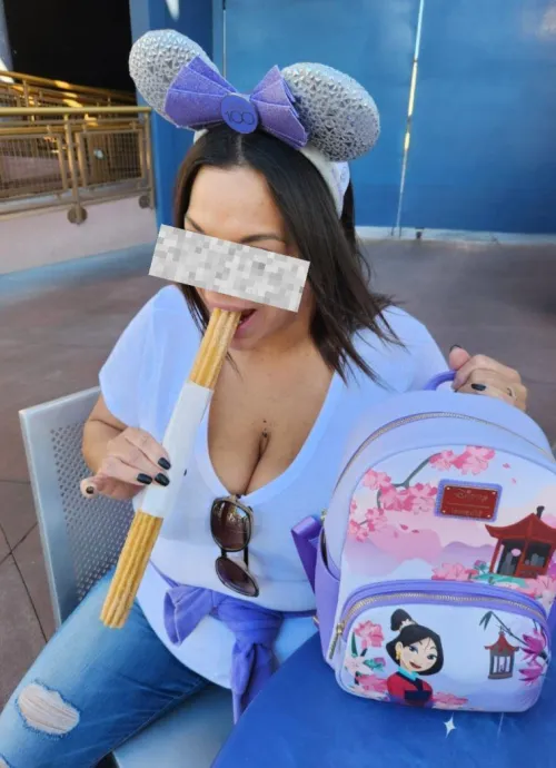 If you see a THICC slut at Disneyland today gobbling down churros with her titties popping outta her shirt, that would be me! 🙋‍♀️