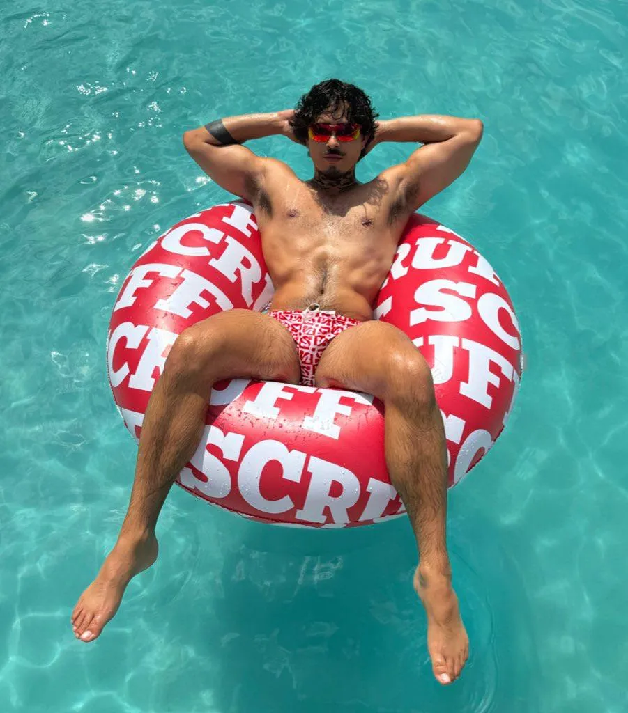 Just chillin in the pool today