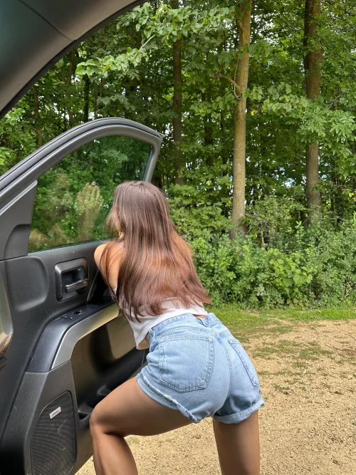 Would you bend me over right here?