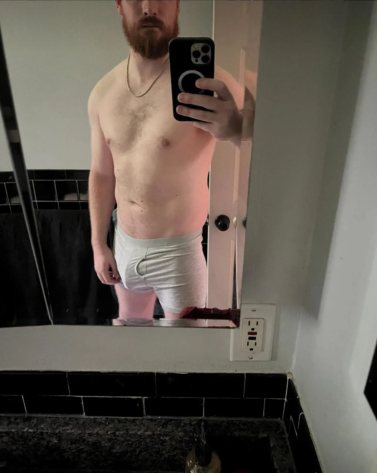 (33) quick pic before a shower