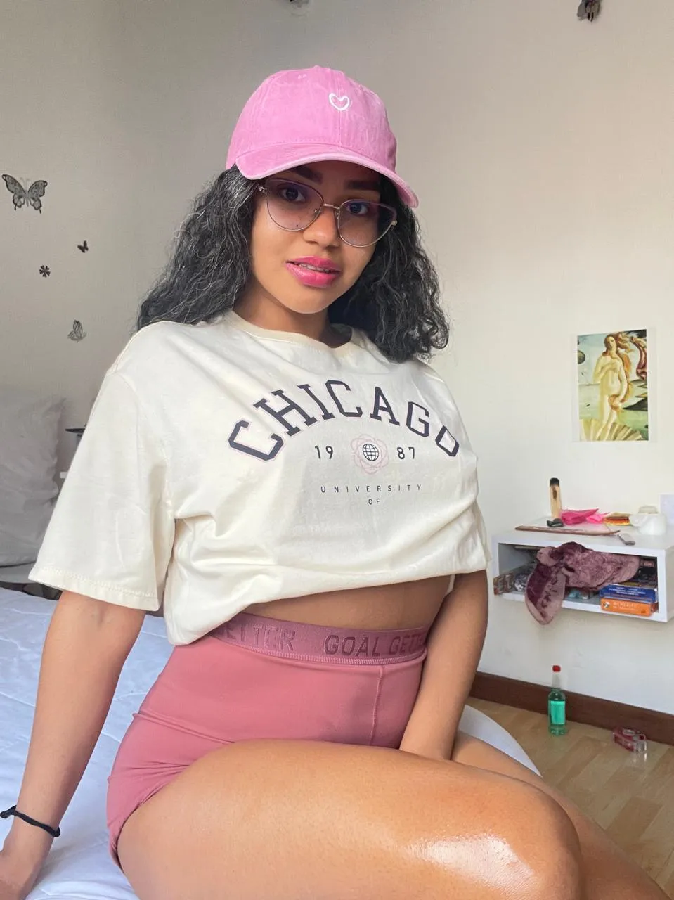 A girlfriend like me would be a good luck charm for you, always with company and pleasant treatment, even kinky if you like