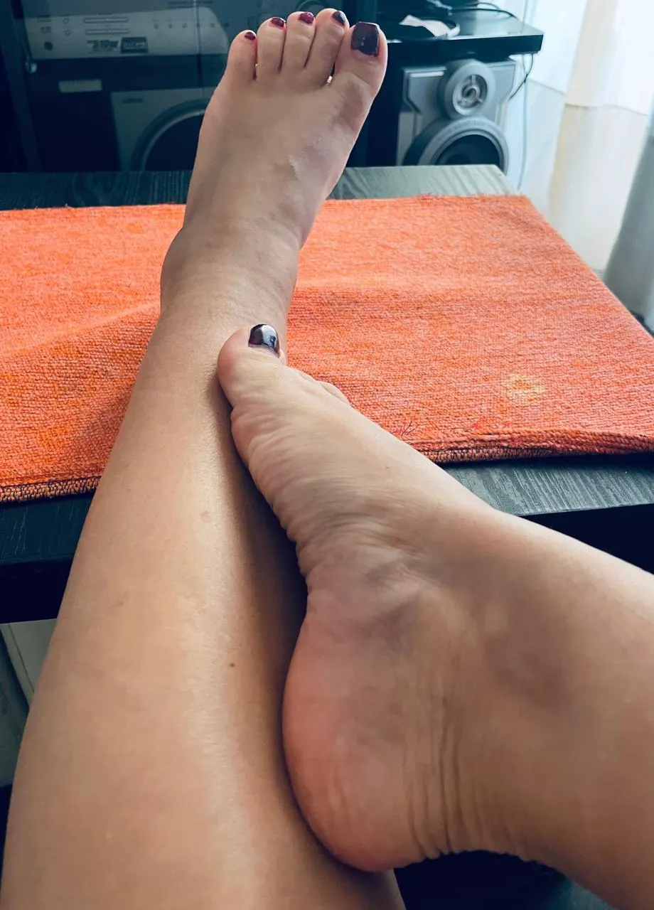 It’s not worship, it’s acceptance: accept that you are mine every time your tongue touches my skin.