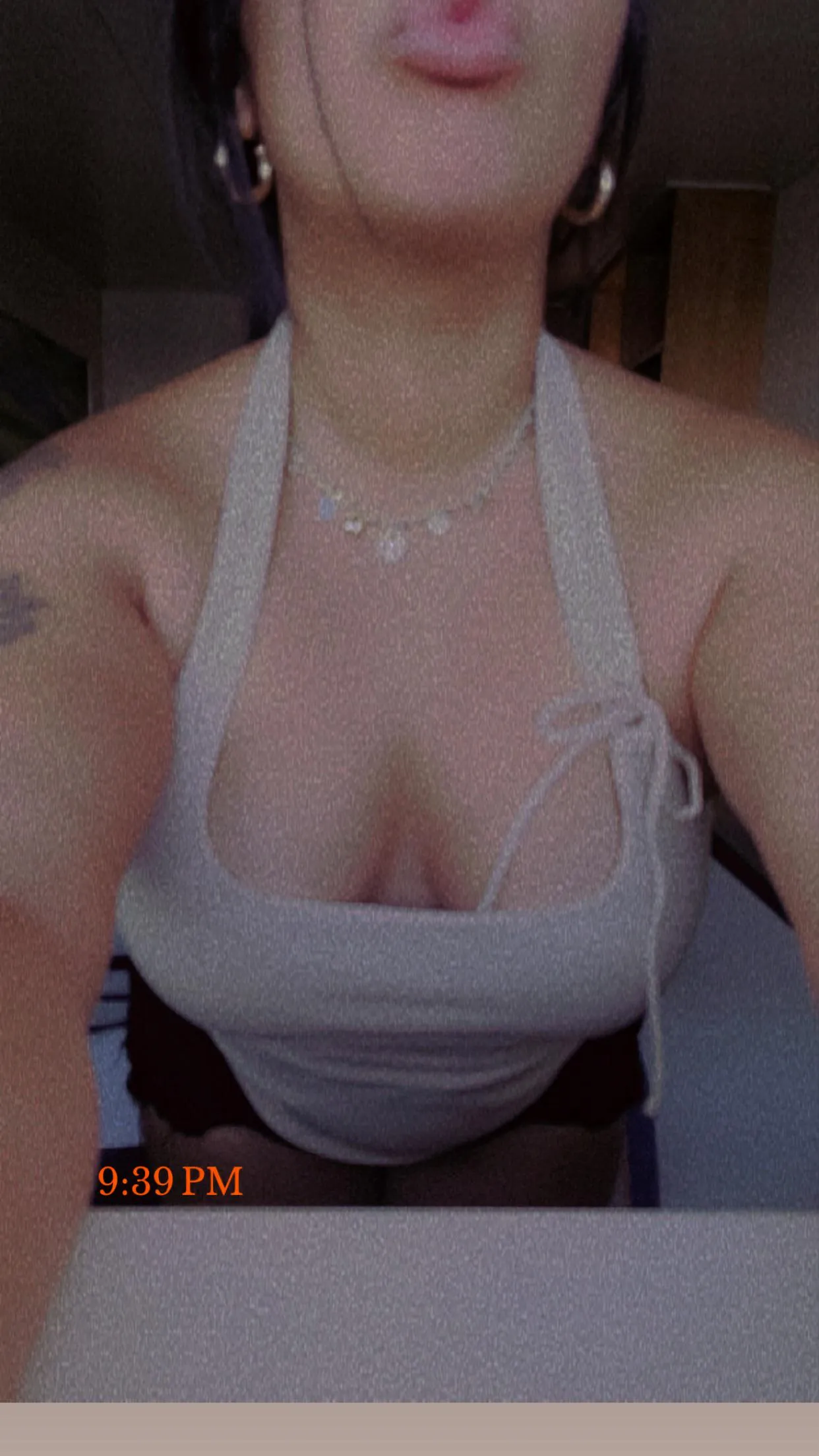 Single female looking for couple or FMM