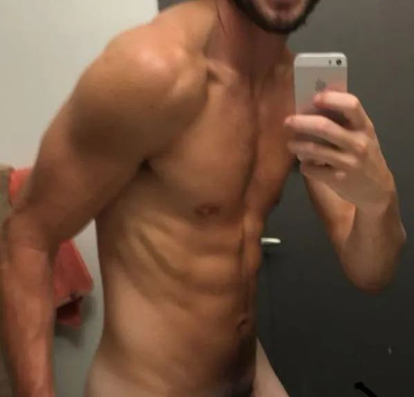 26 [M] 4 [F/FM] CHS West Ashley can host tonight DM me