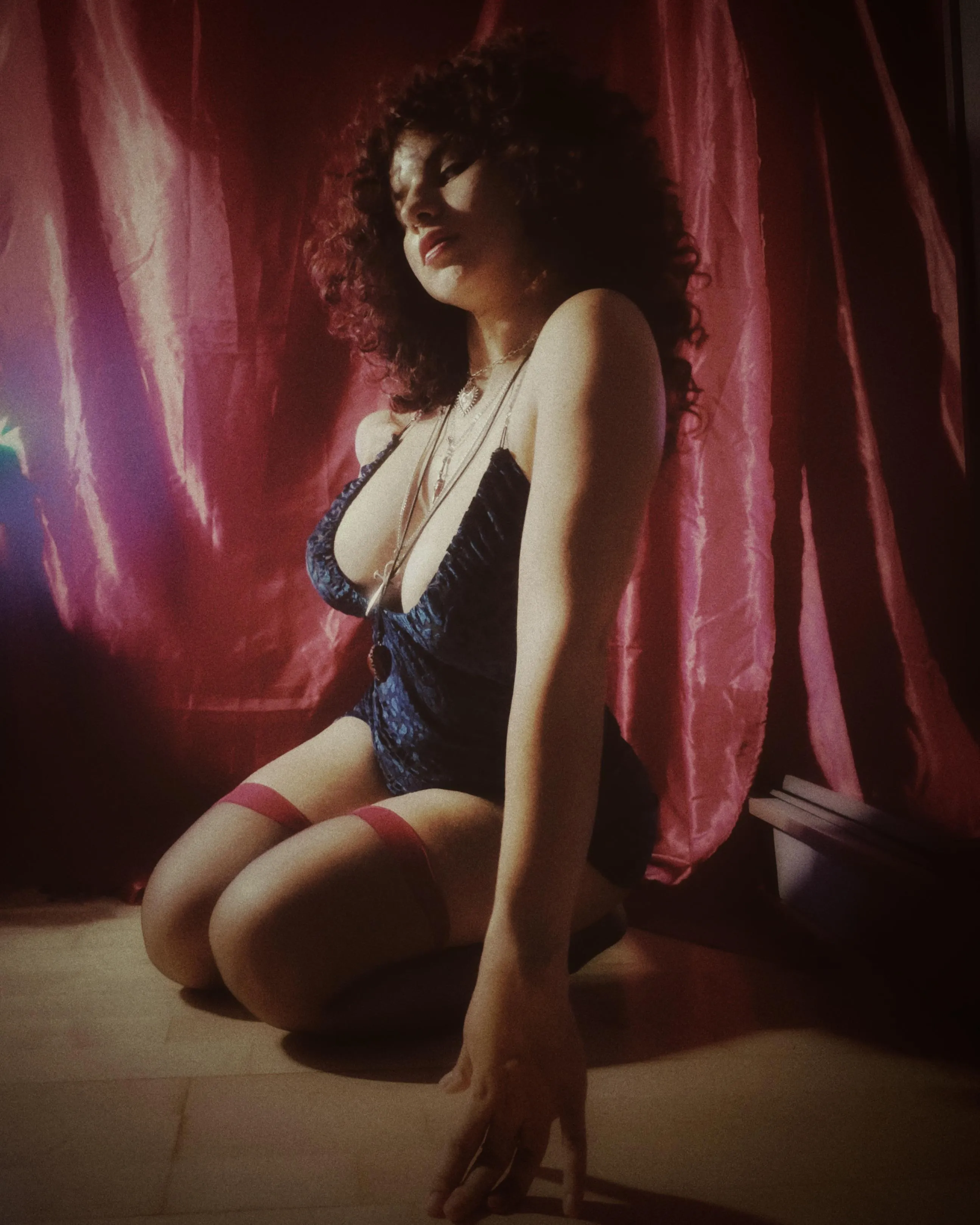 Blue velvet inspired shoot