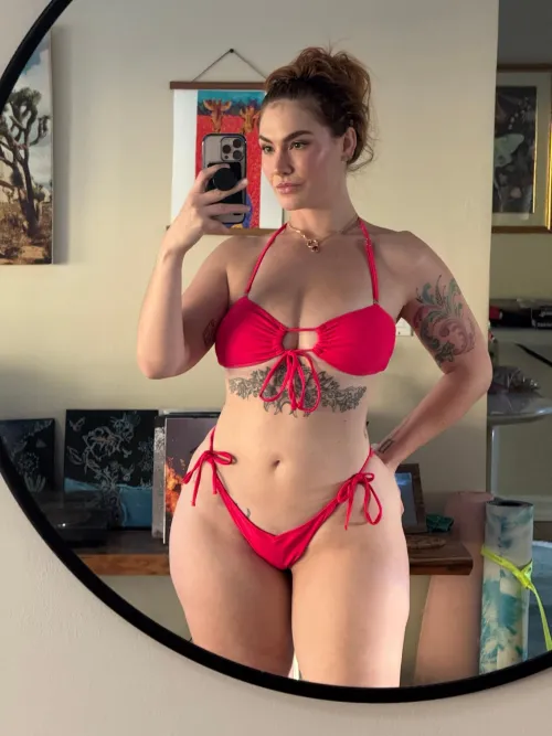 Built like a Greek Goddess tbh 🥰