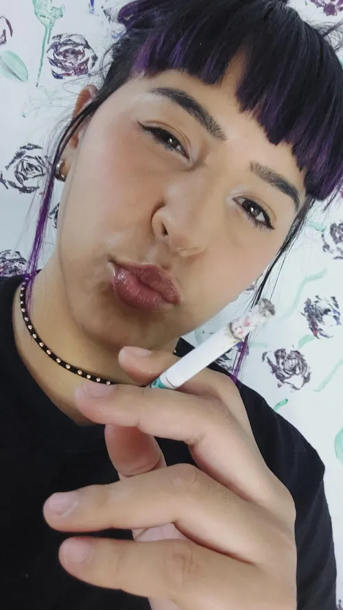 Cigar or kiss? Or a cigar-flavored kiss? Your choice.