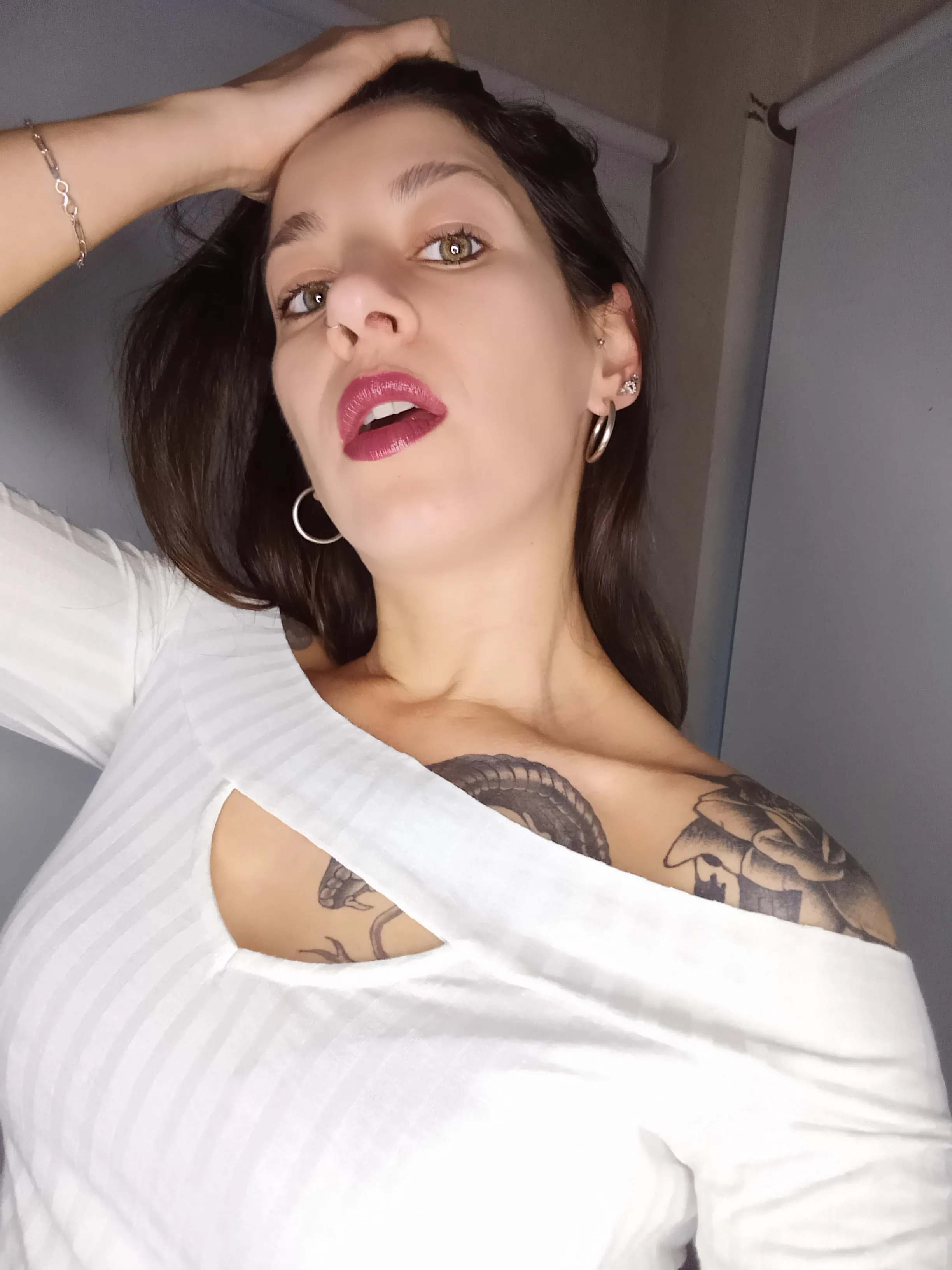 Ein ungezogener Tourist, der deine Aufmerksamkeit sucht. Können Sie mir helfen?