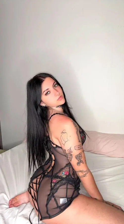 Envie de moi assise comme ça ?