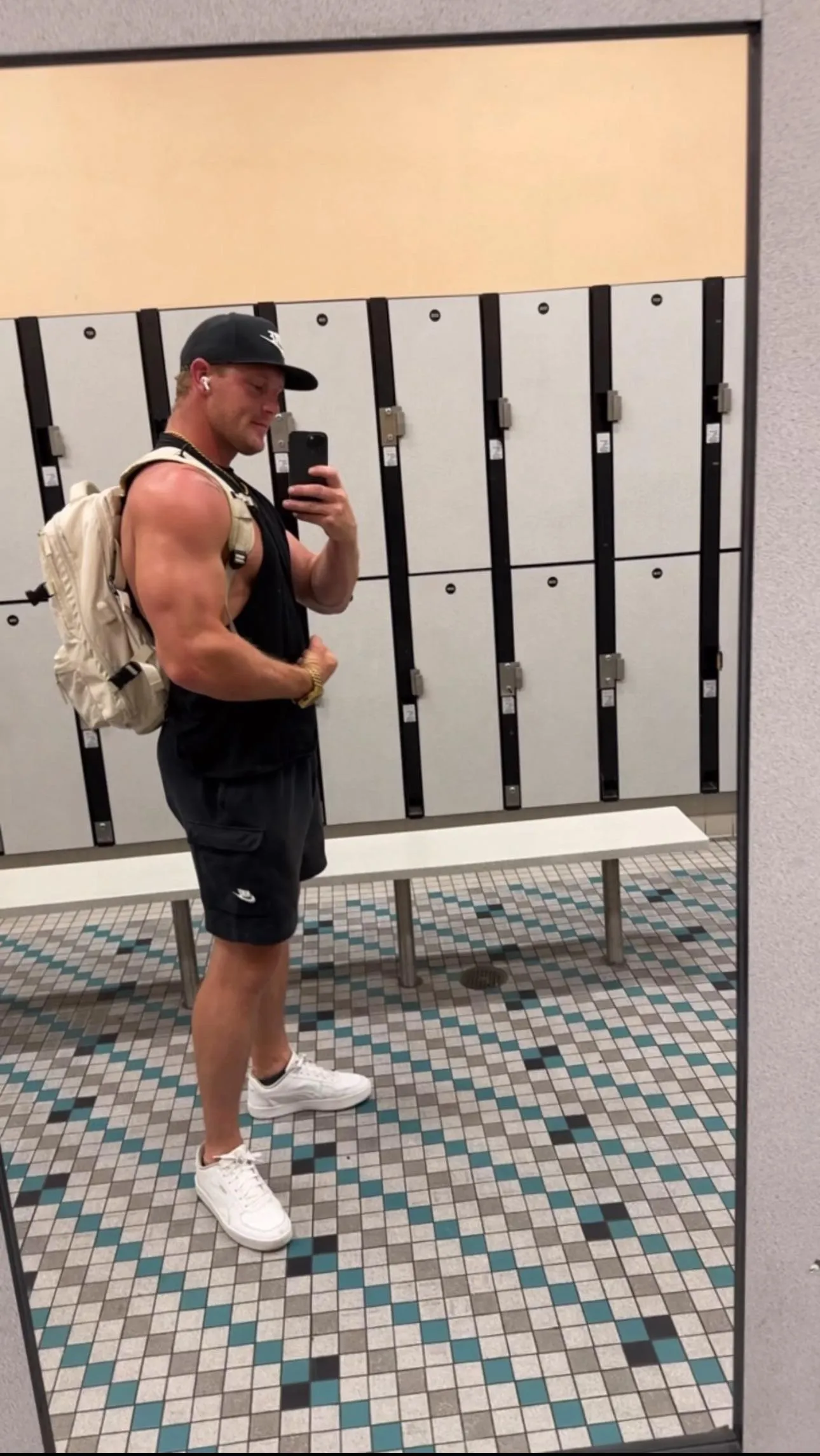 Every day arm day ?🔥💪