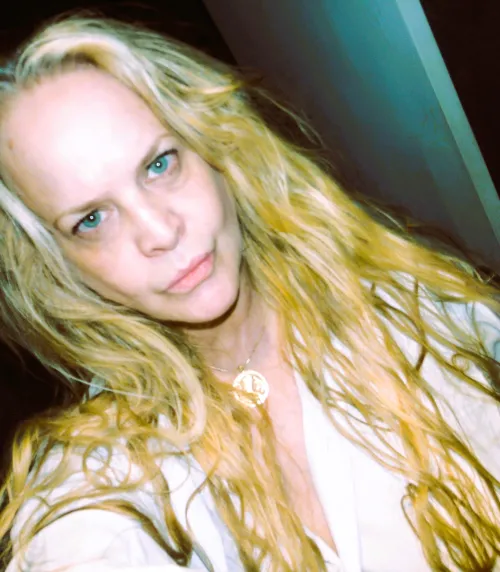 Hi guys..My sessions require Reflexology/feet Deep Tissue, Swedish Massage, Myotherapy/muscle, Cryotherapy/ice, Hydrotherapy/water, Pain Management, ROM, CBAN Method and Stress Management, By appointment only.