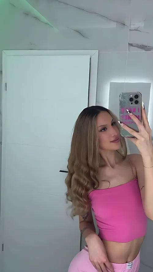 I'm a girl for you and I know how to please