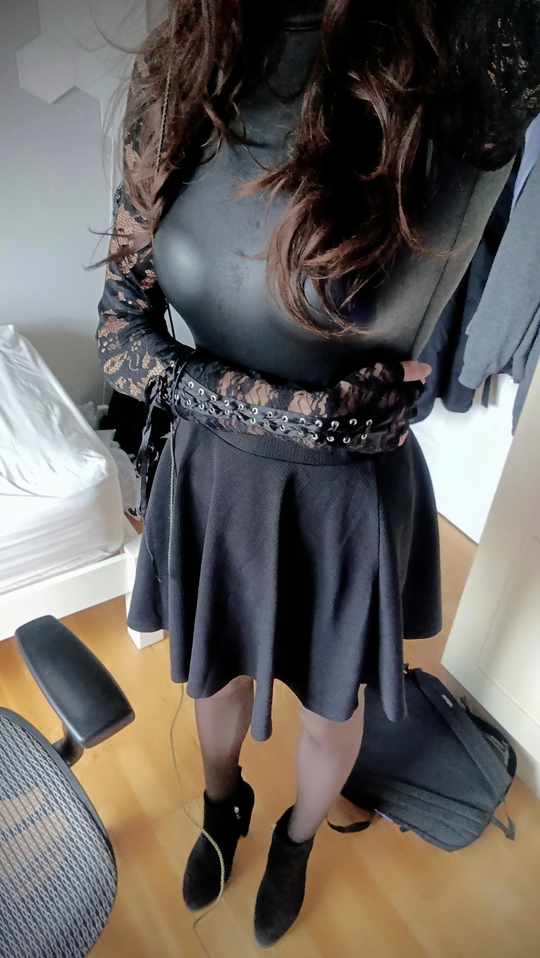 new account for posting crossdressing photos, do you like my goth attire? ;)