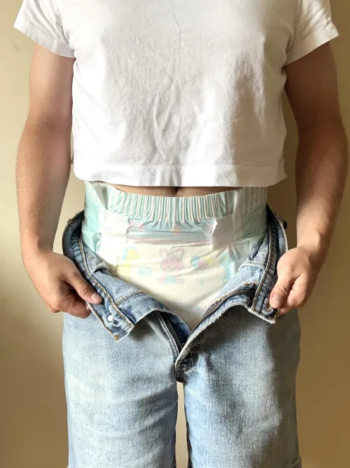 Showing daddy where I made cummies (30)