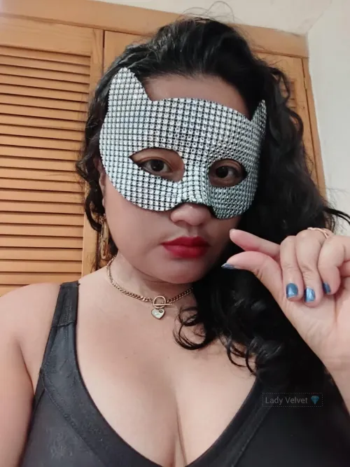 So tiny… are you really trying to impress me with that? 🤣🤏