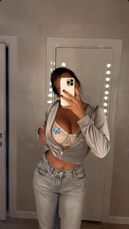 Teasing | IG August 25