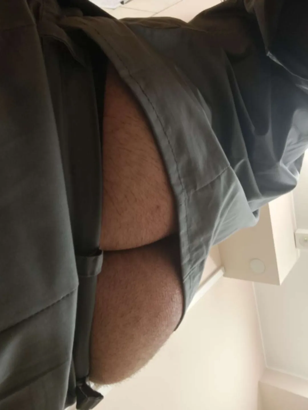 Wanna have a bottom doctor bf? (20)