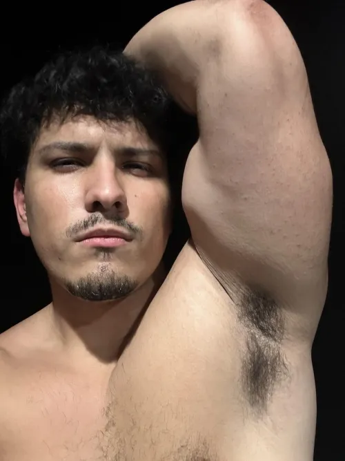 Who’s into morning musk?🤤