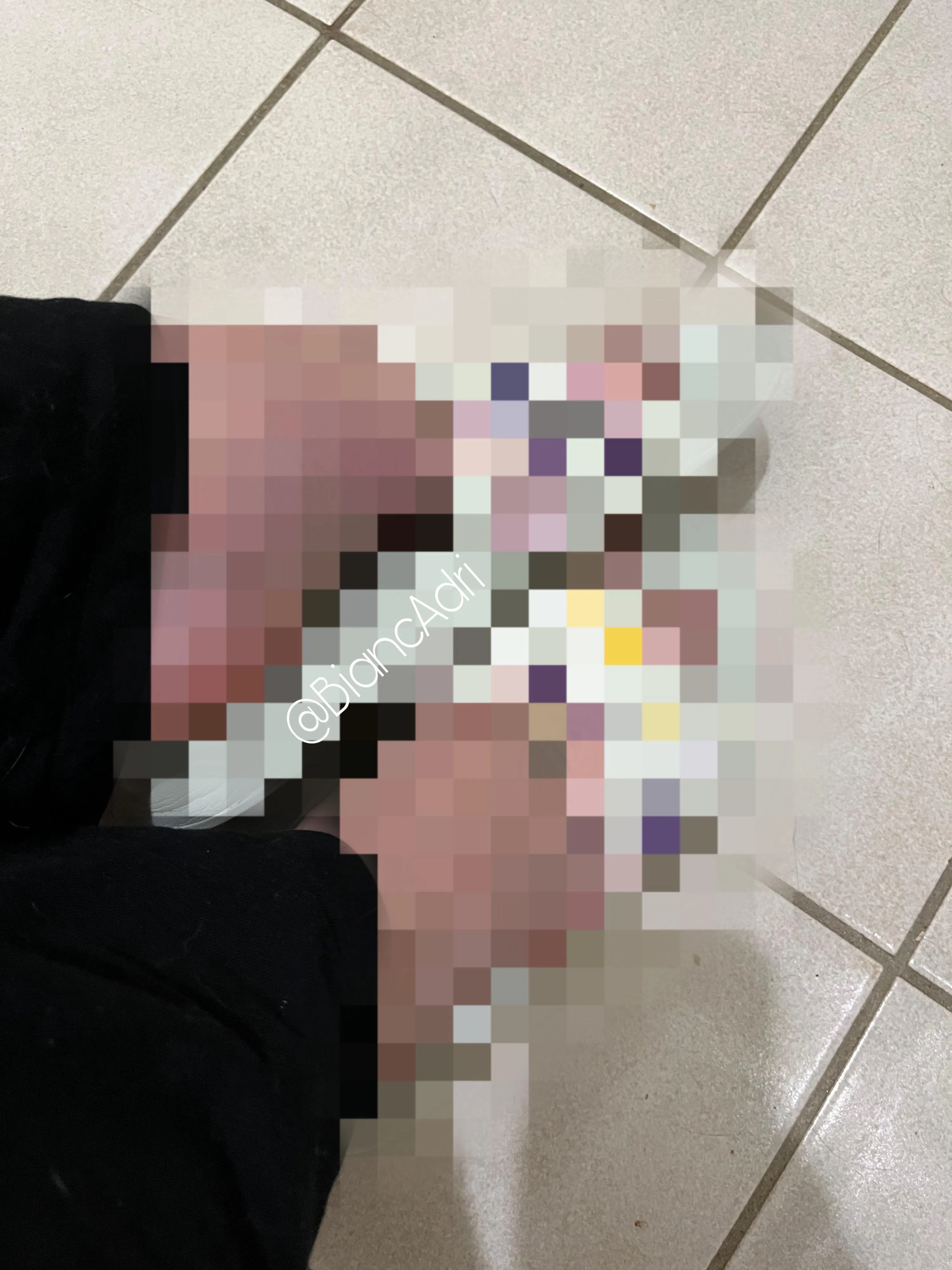 You don’t deserve to see my toes in sandals 🤍