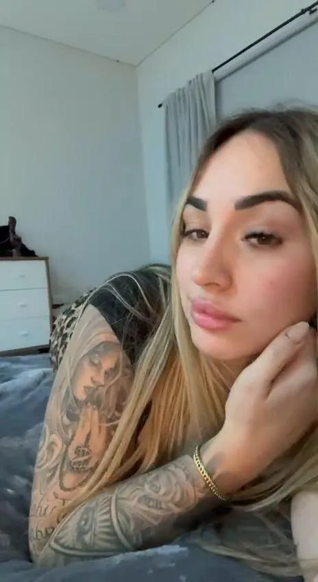 22 [F4M] who is up for a little adventure tonight