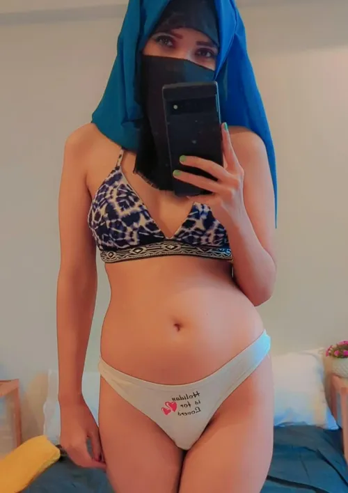 Do you love arab girls?