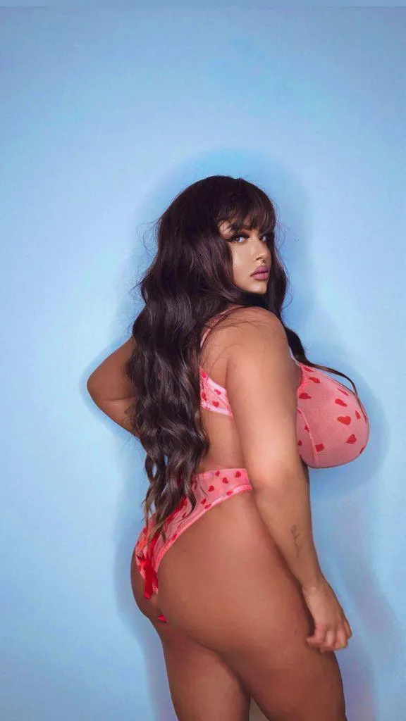 Face card, Breast card and Ass card never declines 😮‍💨