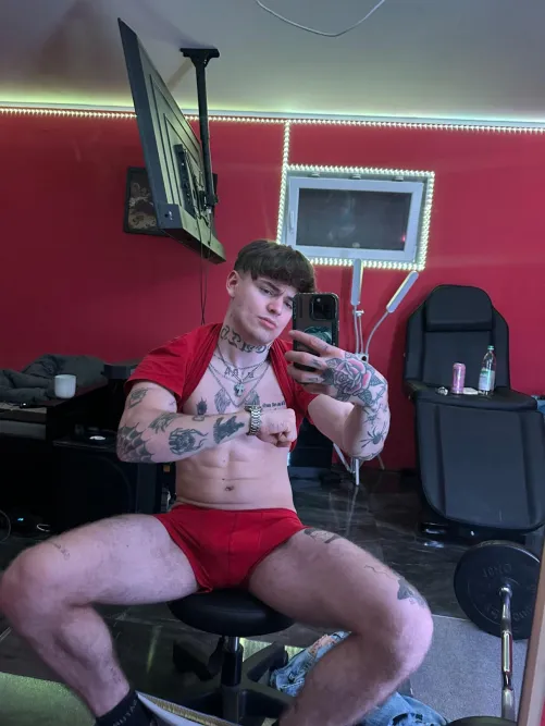 more of me down below for you ☺️