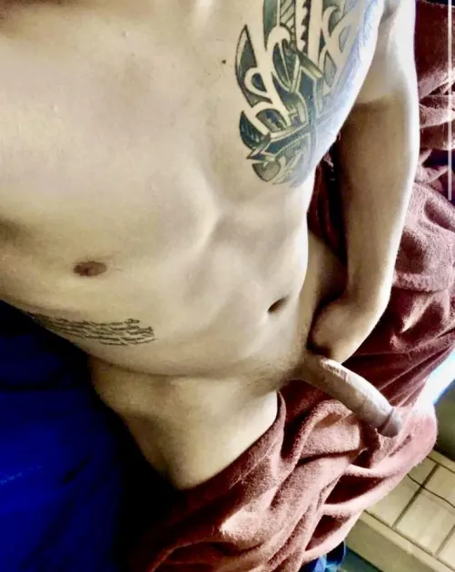 [28m] looking for a Hotwife cpl