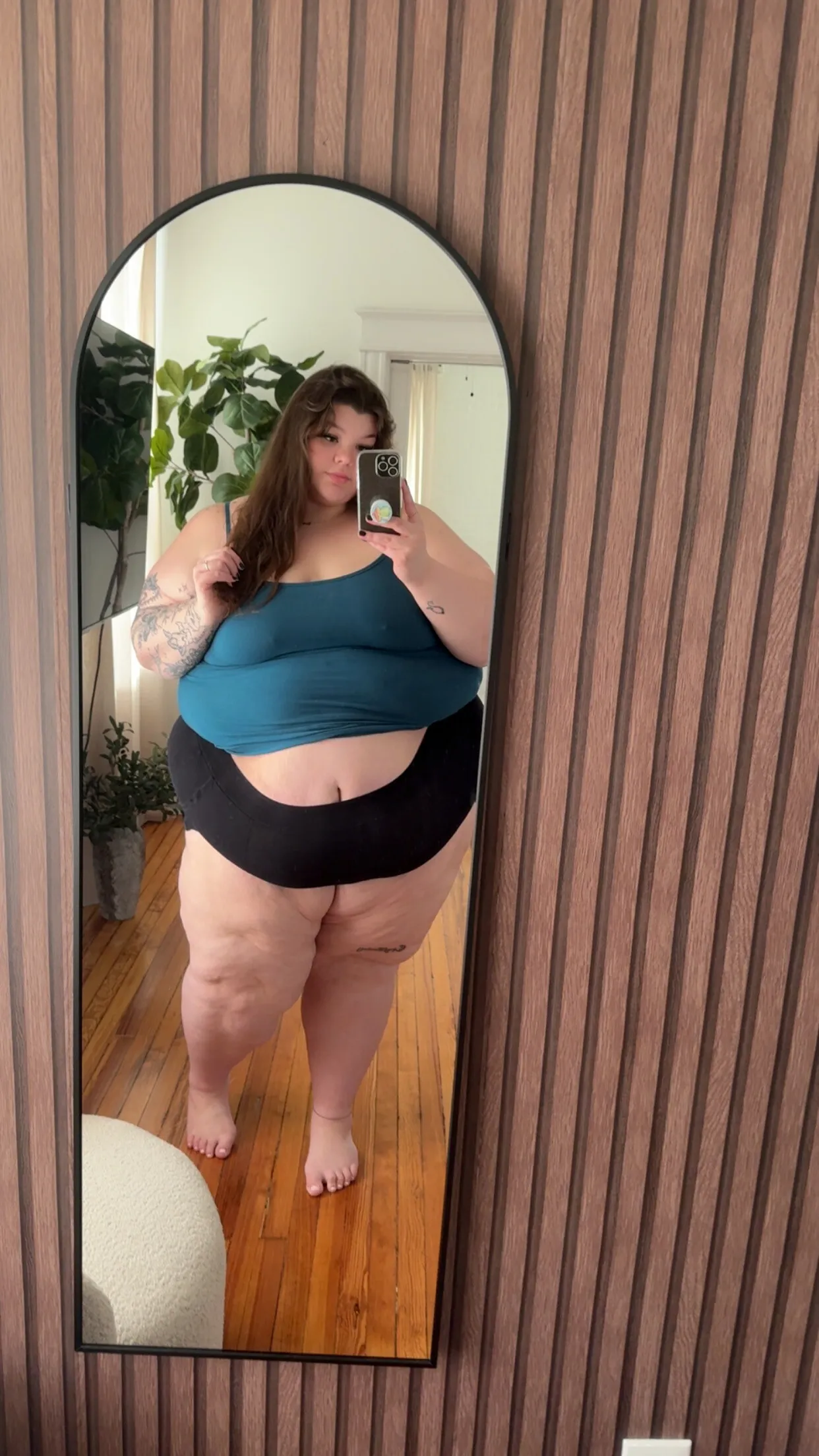 Do you love thick girls?😋