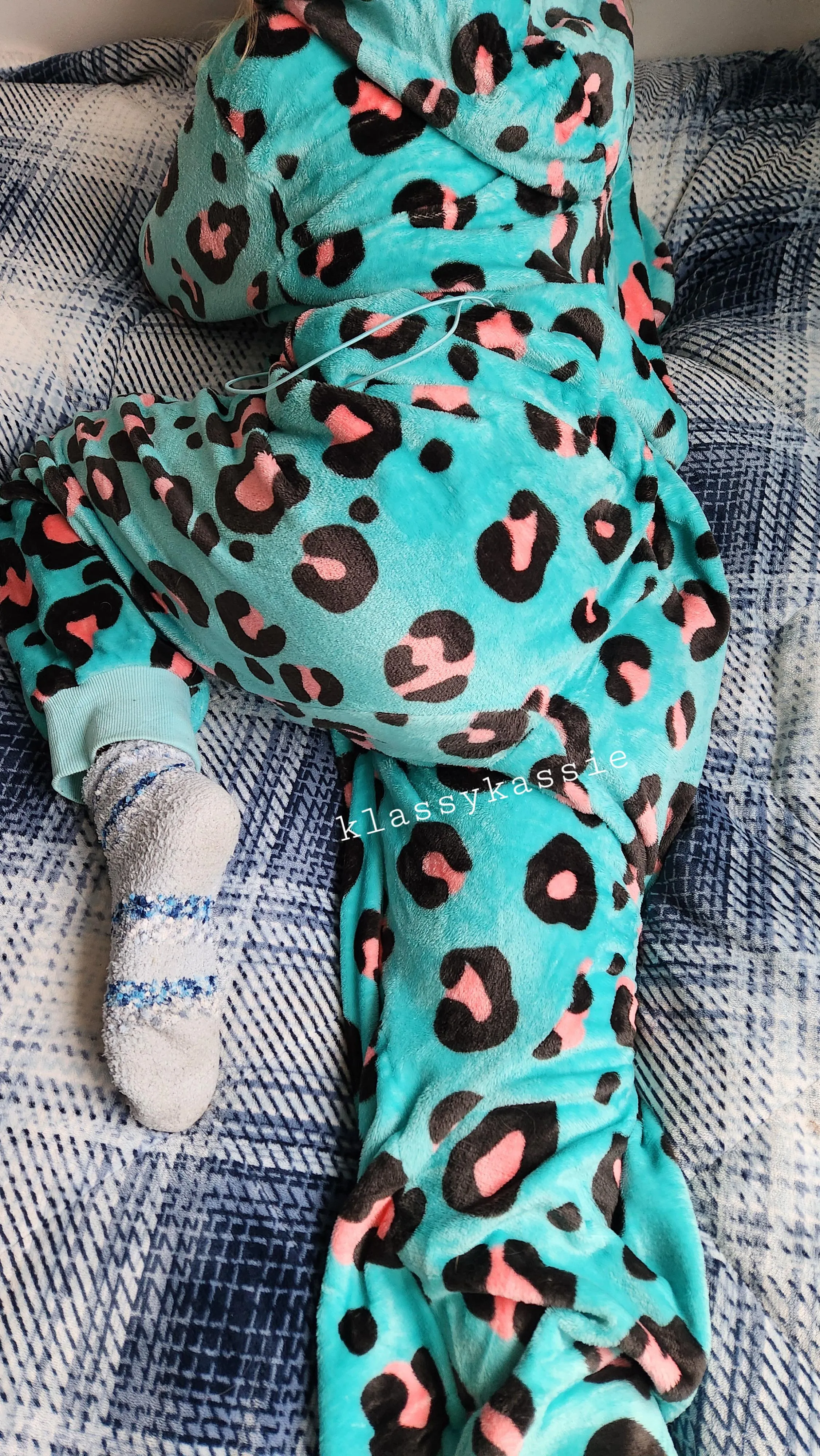 Head to toe fluffy and comfy 🥵