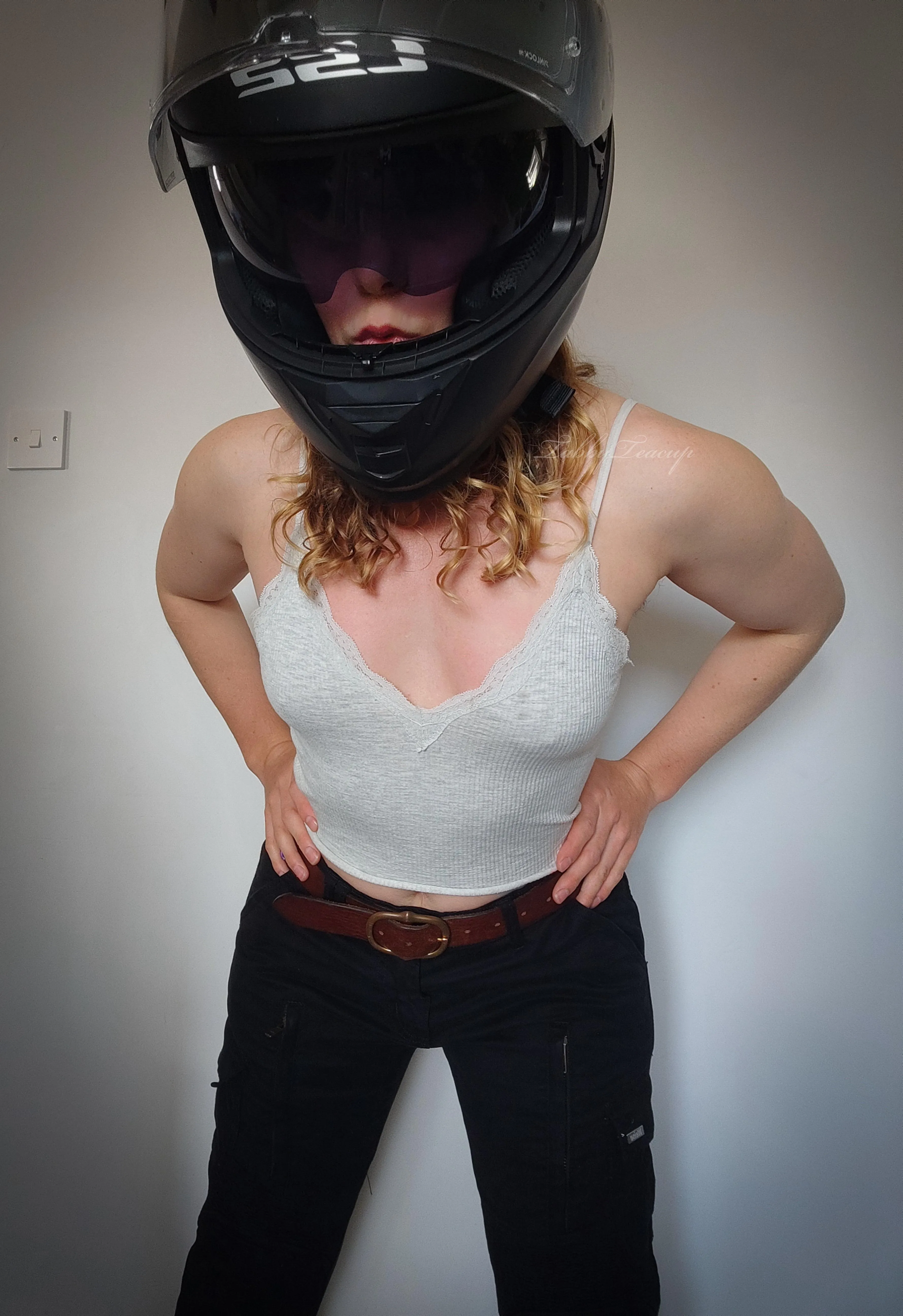 I got a new pair of bike trousers. My titties feel a bit exposed by comparison