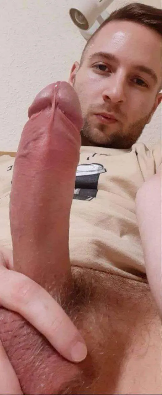 Is it good showing off with face?