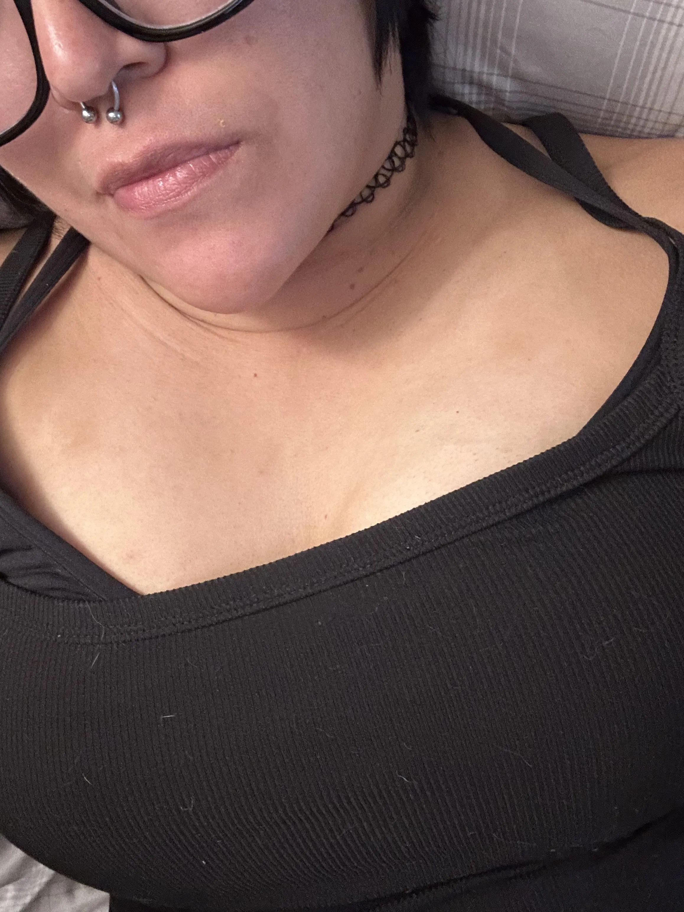 It’s time for you to give your goddess that end of the month salary that I deserve.