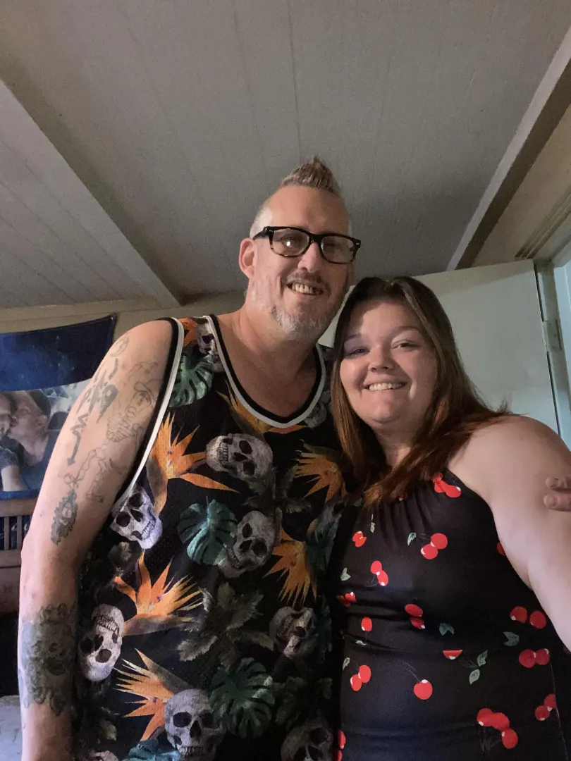 M4f 45m  and 29f