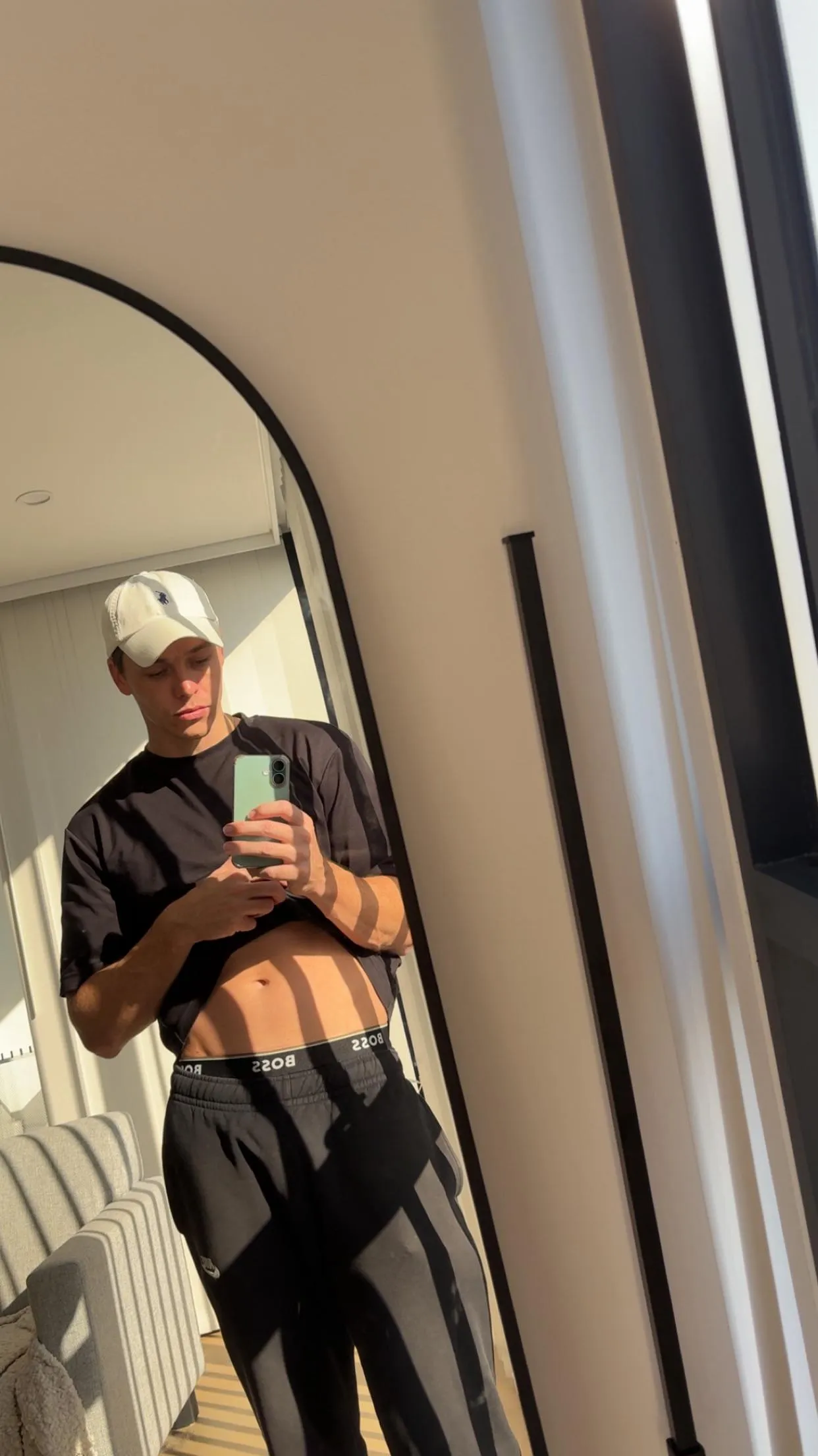 Sub 30 or over 30😏?