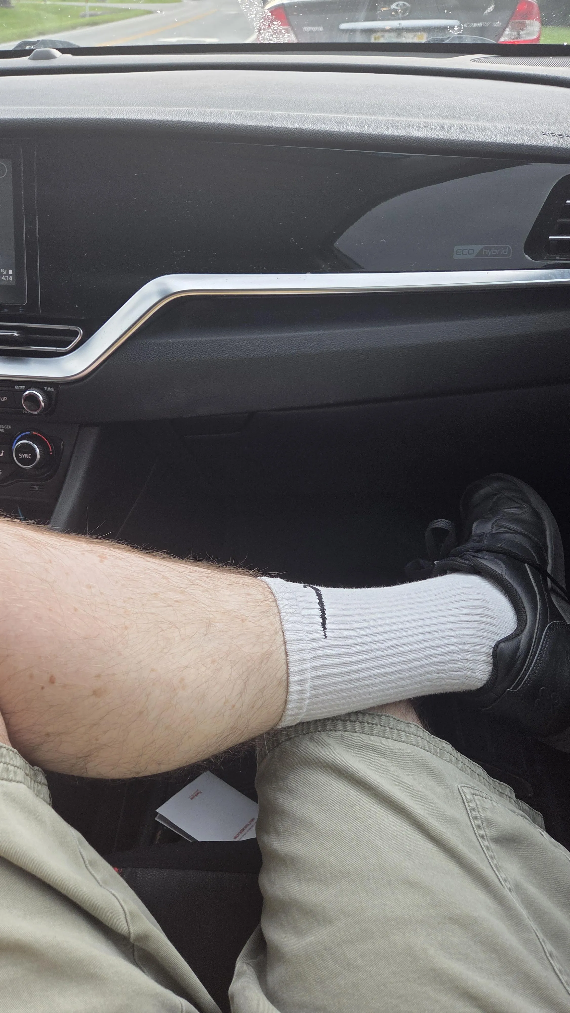 Who else likes wearing white socks with black sneakers?