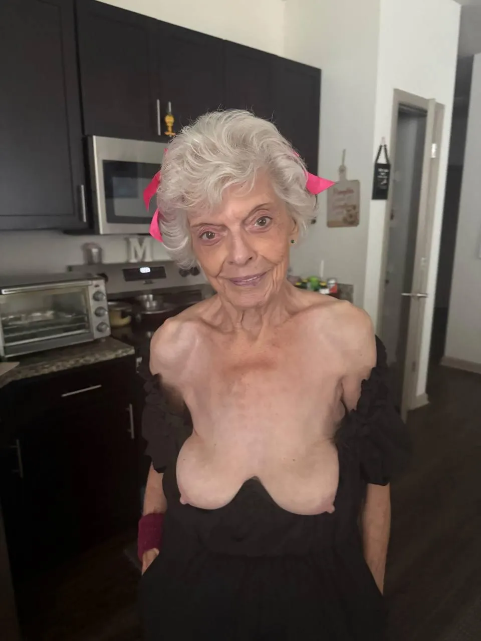 85 and dripping... smash or pass... Talk dirty to me in the comments...