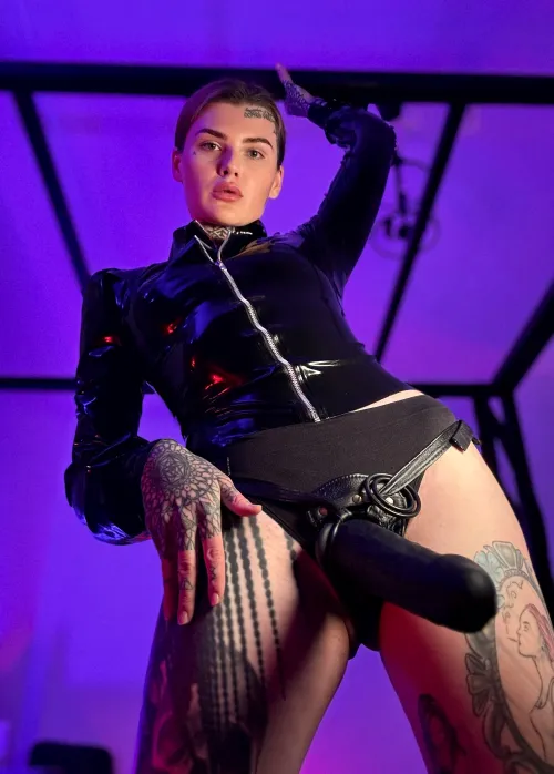 A date with me includes dinner and then pegging, do you accept?