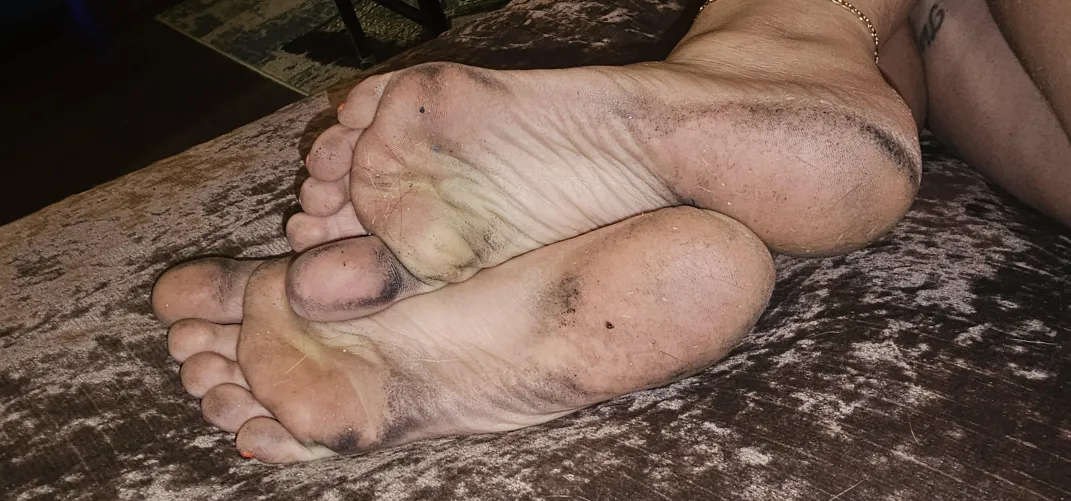 Dirty feet on my brown couch don't bother me