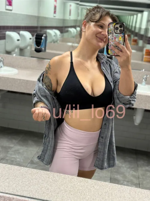 Fetish Haven Seller Profile for u/lil_lo69