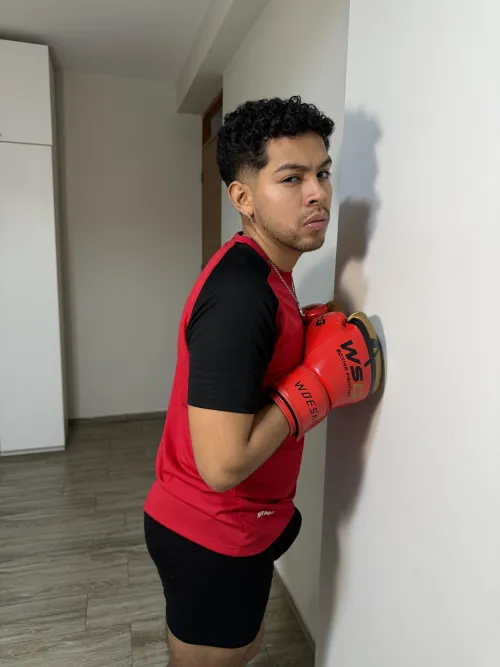 Fridays are for bulges