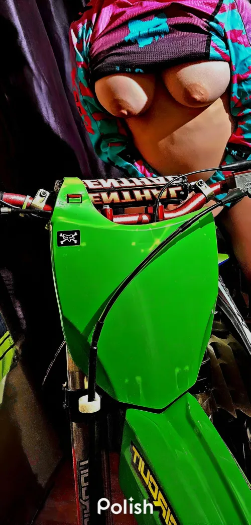 Green for life 💚😈