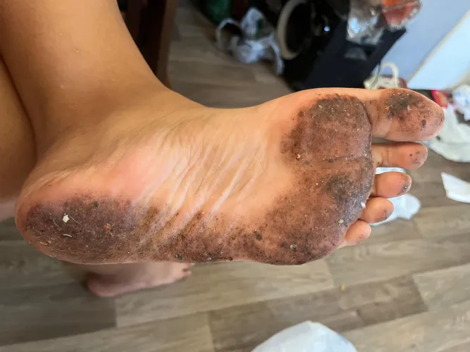 Happy Feet Happy Saturday😈