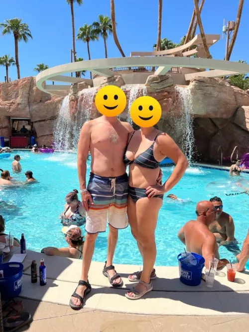 [MF4MF] 40s couple in town Sat and Sun night, looking to meet a cool couple for drinks and fun afterwards. We're open minded and both bi