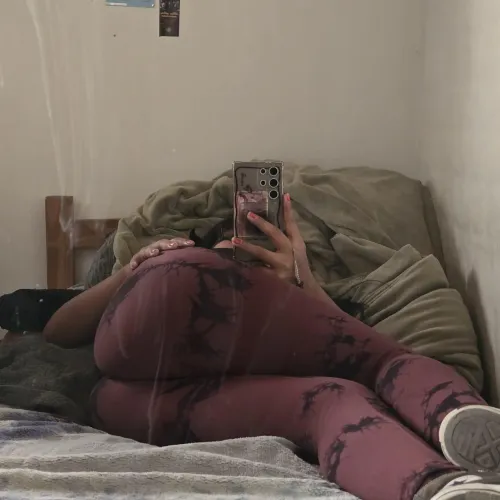 My ass in leggings is all you'll think about today.