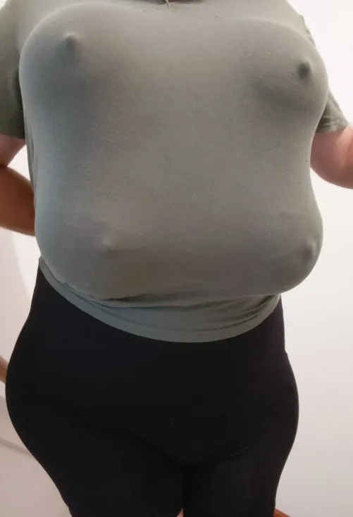 Should have never accepted that glass of milk from that weird farmer 🐮