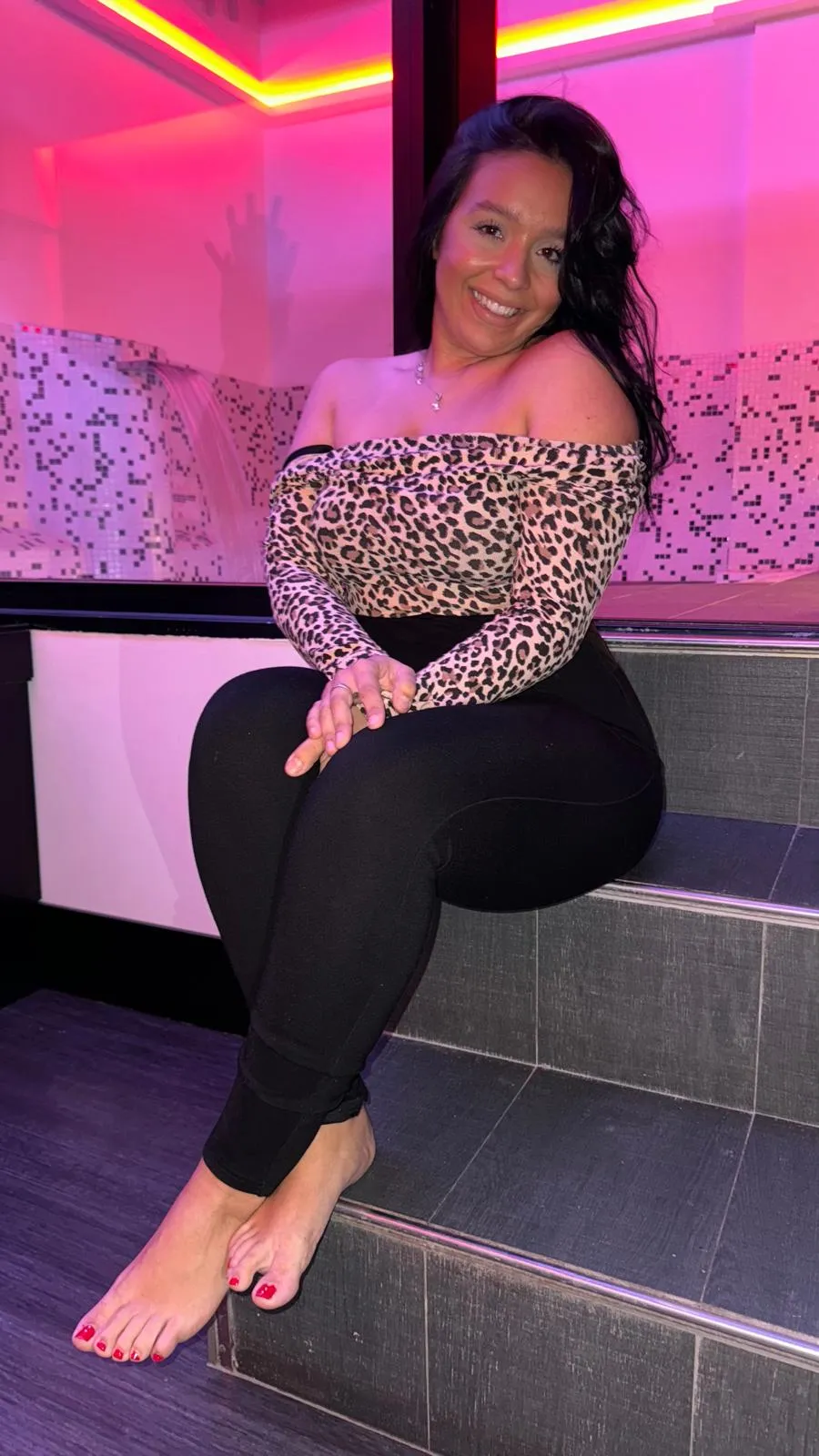 Feeling too naughty today just because I have been alone at home for 1 week with my salty caramel juices